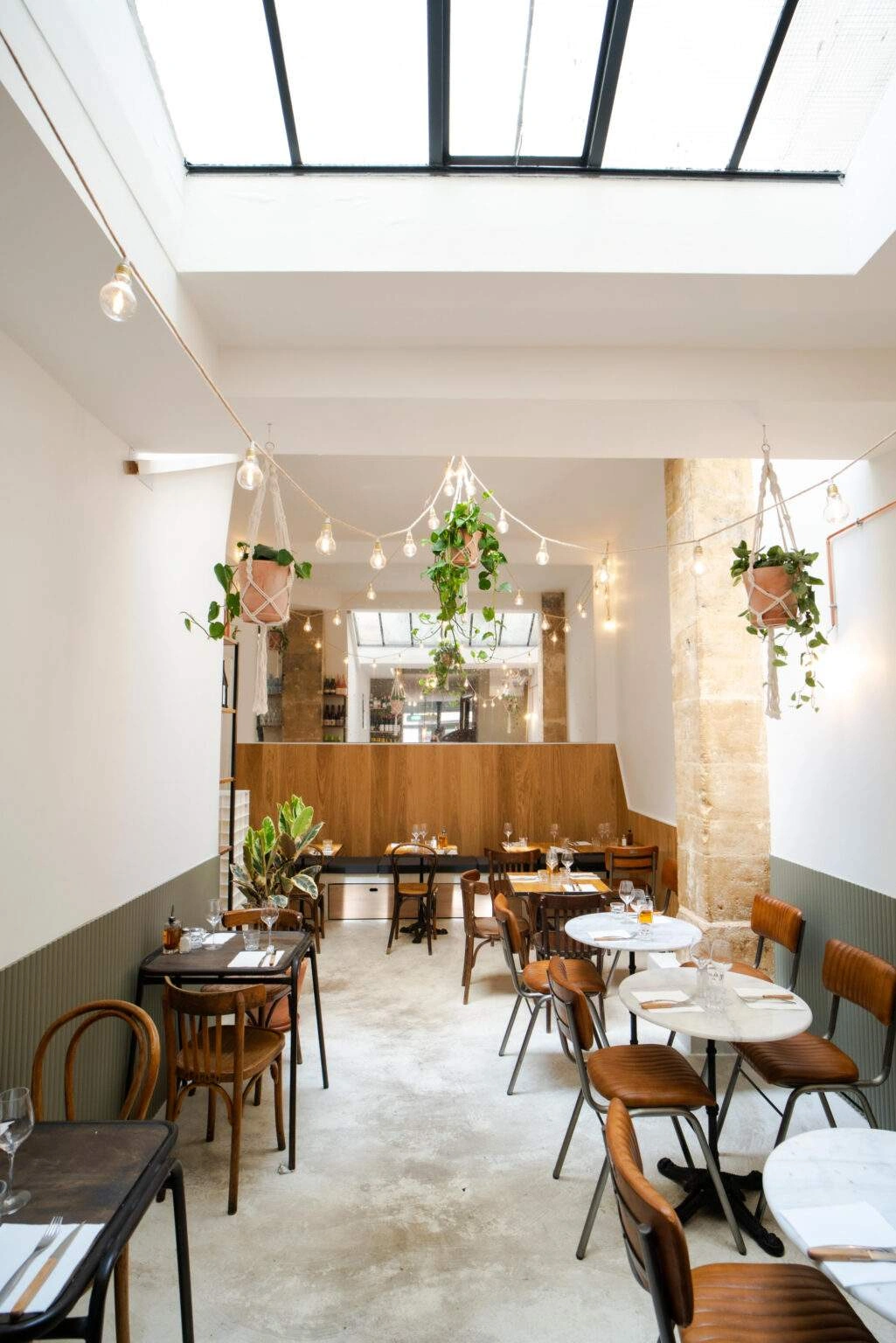 Ambiance au Pizzou Aligre