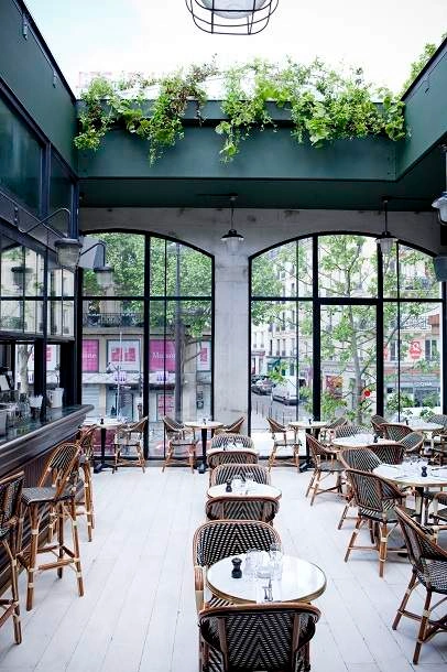 Le patio avec toit ouvrant