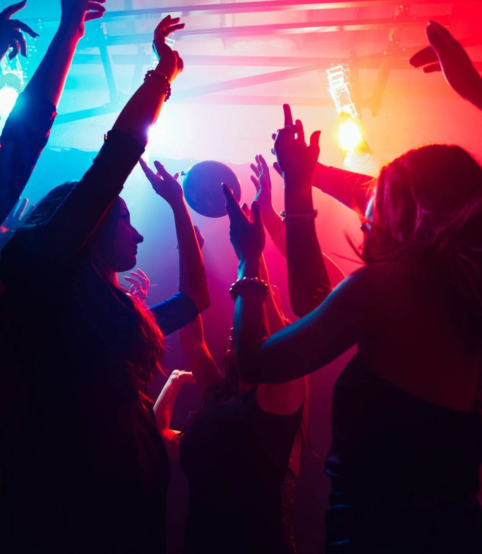 Les clubs et bars de nuit à Bordeaux où il faut sortir sans hésiter