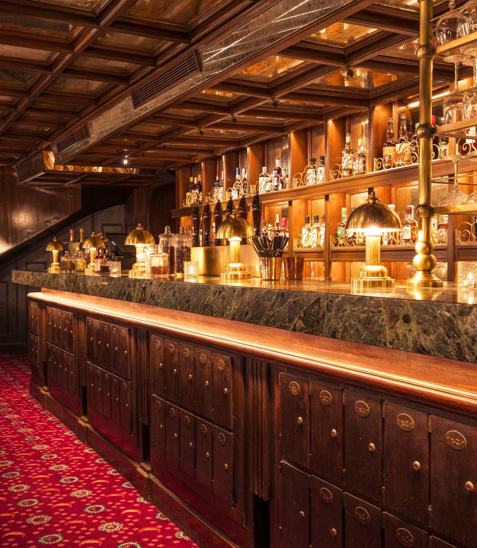 Speakeasy : le top des bars cachés à Paris