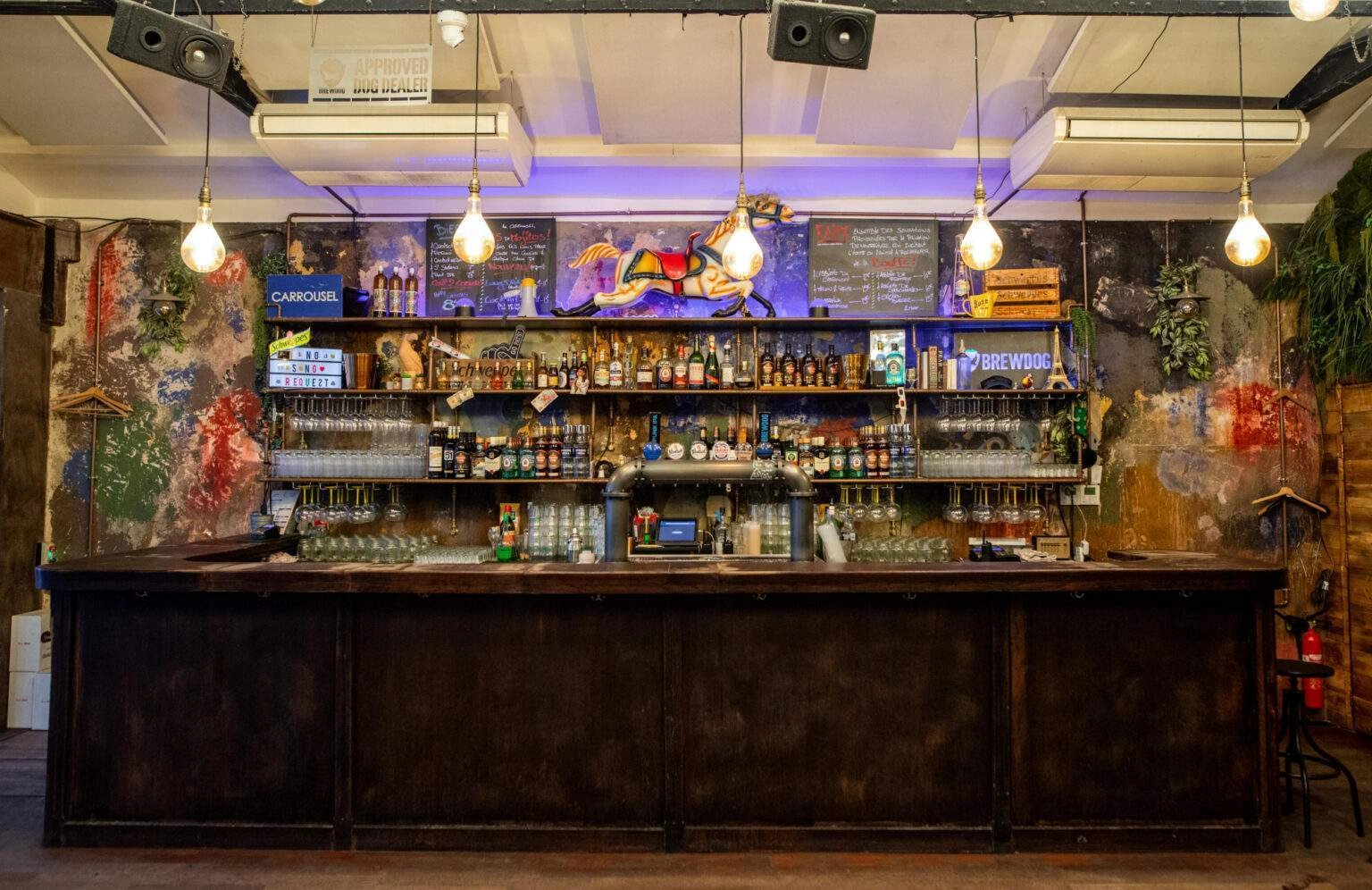 Le Carrousel – Bar à cocktails dans Pigalle