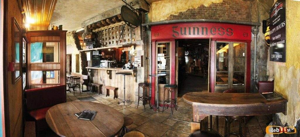 Le James Joyce et son intérieur 100% irlandais