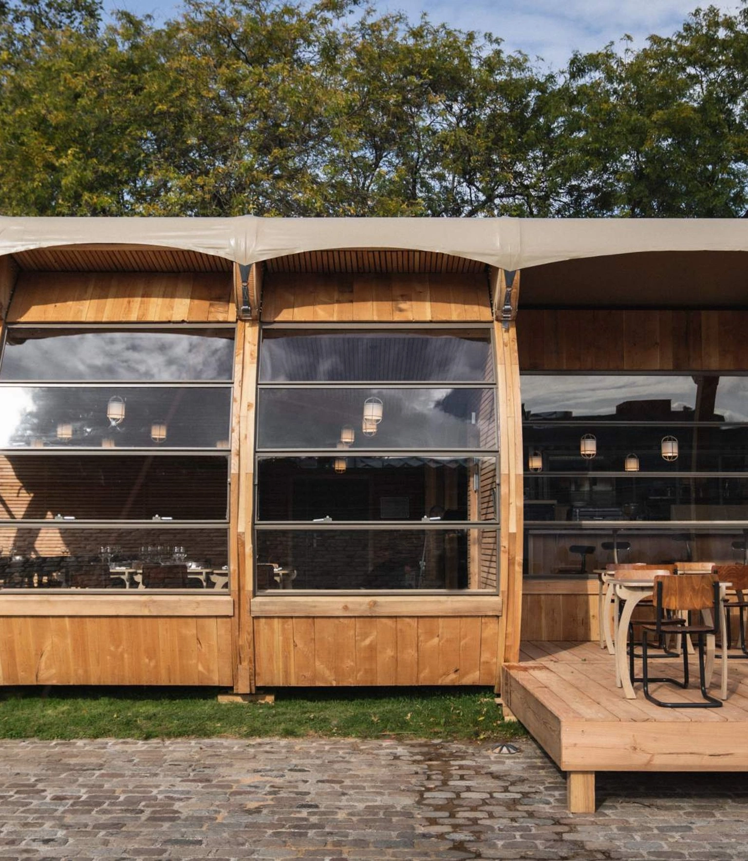 Ventrus : restaurant nomade qui fait voyager les goûts et les codes