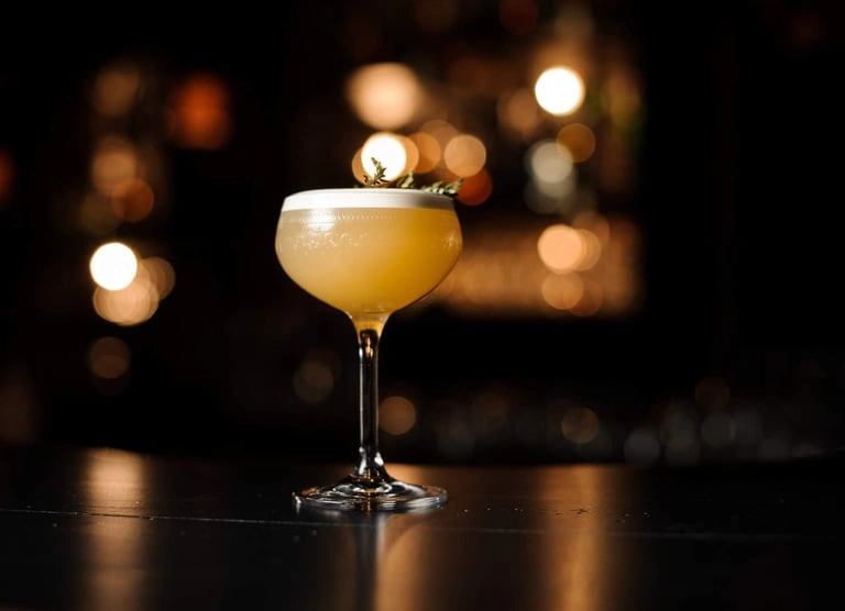 Recette À l’Amaretto, ananas et Cointreau à la liqueur