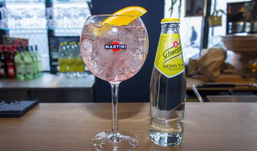 Recette Martini Rosato et Schweppes Tonic