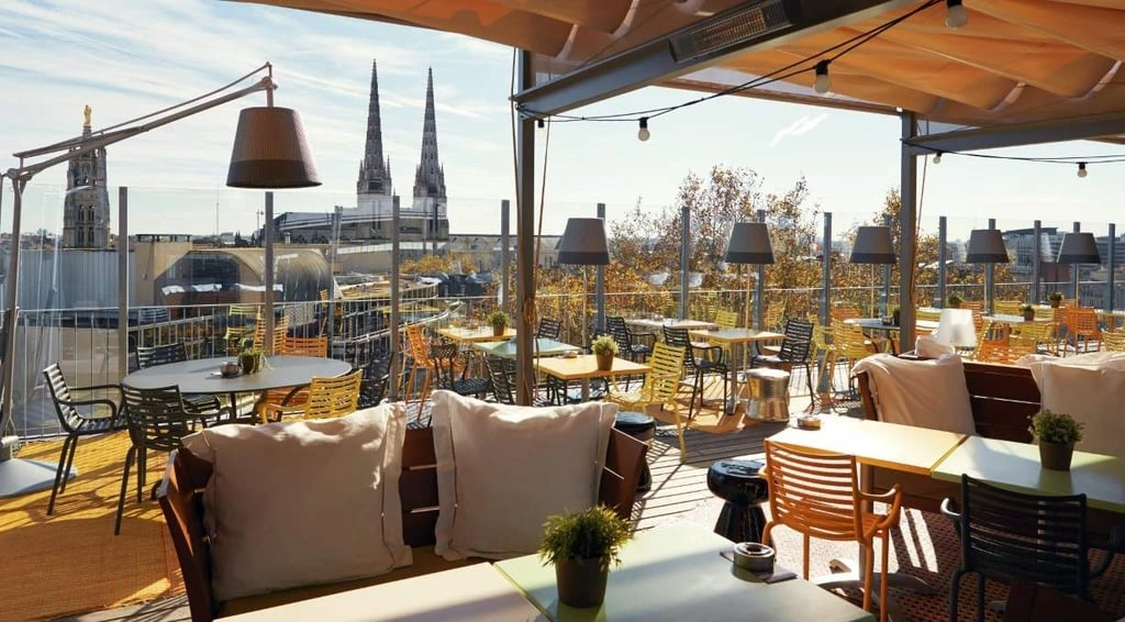Sortir à Bordeaux : 10 rooftops et terrasses pour les beaux jours