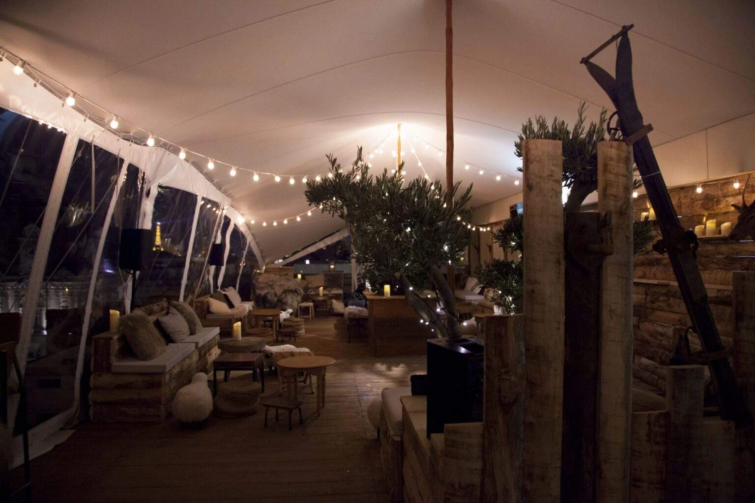 La terrasse chauffée du Perchoir Marais