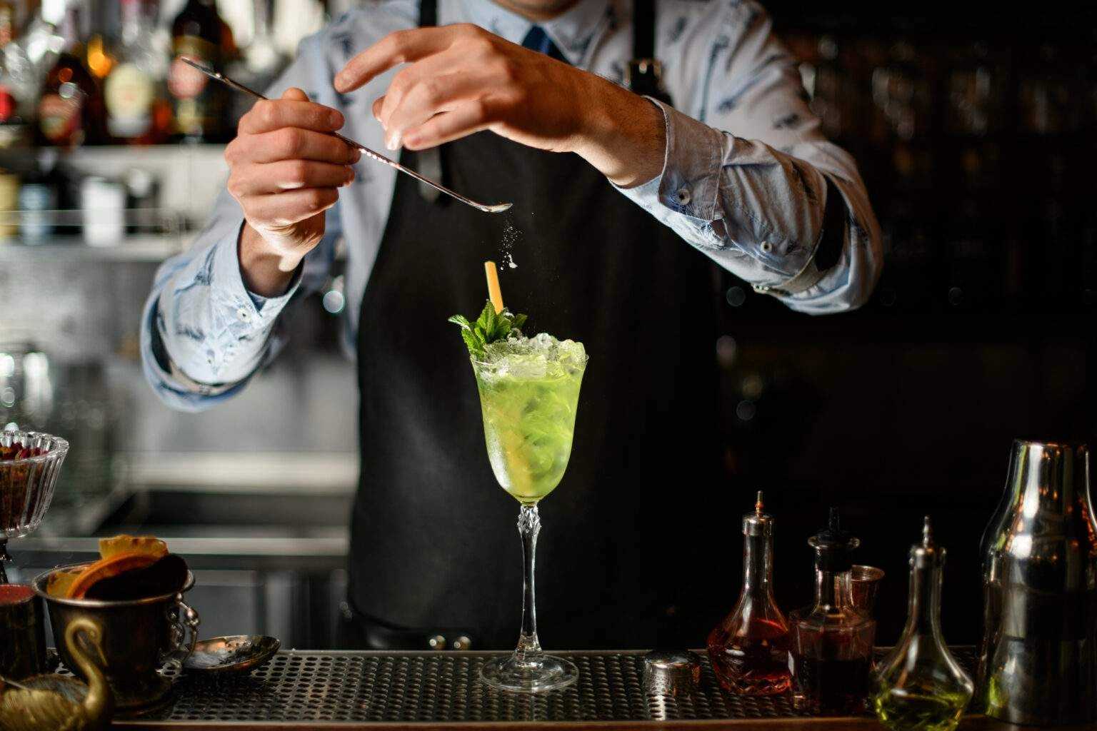 Le Chou Vert, un cocktail exotique façon punch au rhum et vin blanc