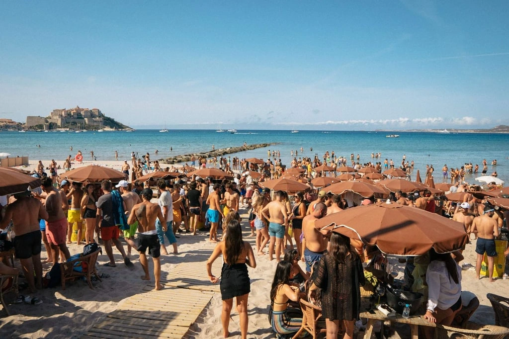 Villa Schweppes à Calvi 2021, jour 2 : comme si vous y étiez