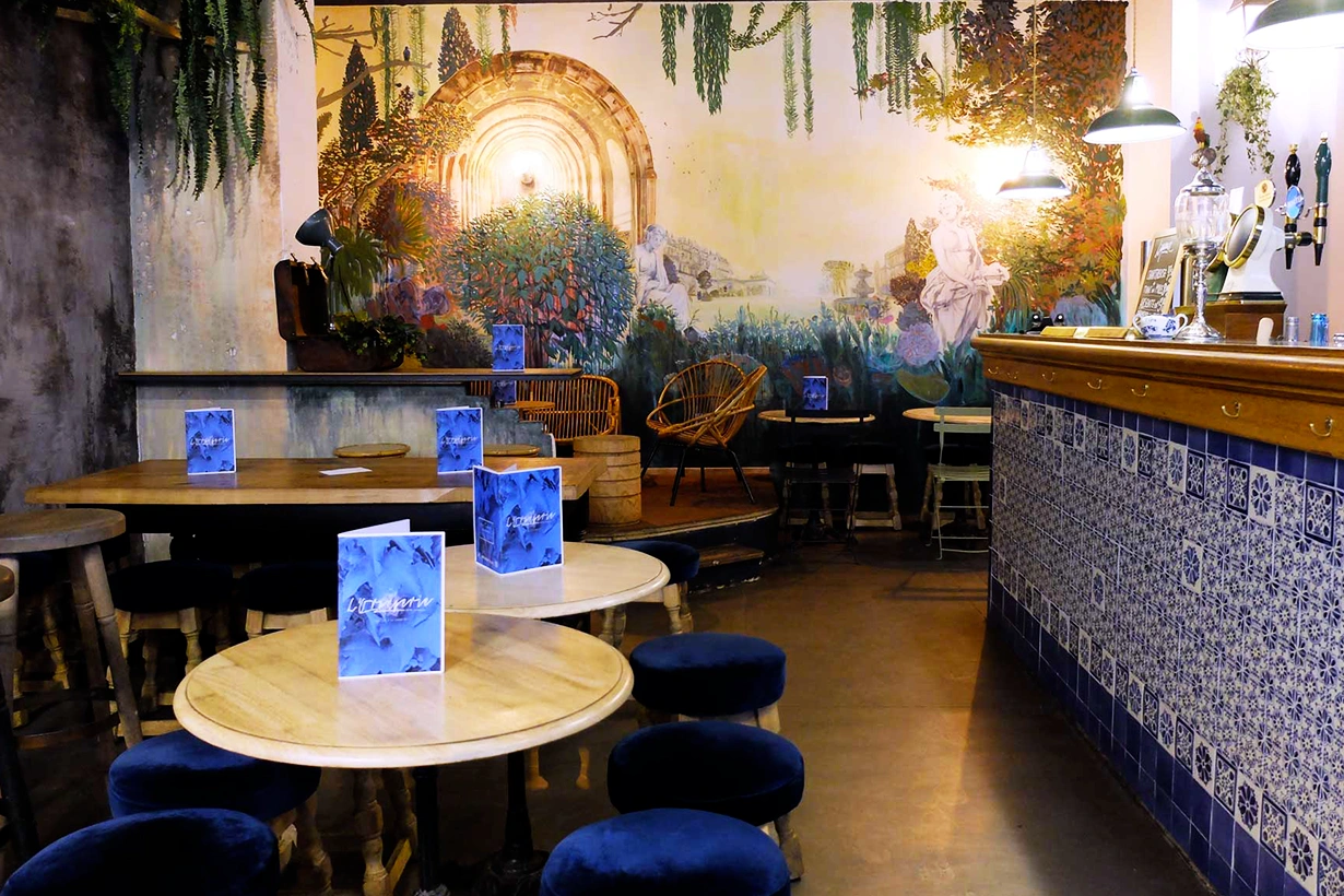 L’Orangerie, un bar à cocktails à l’ancienne à Lyon.